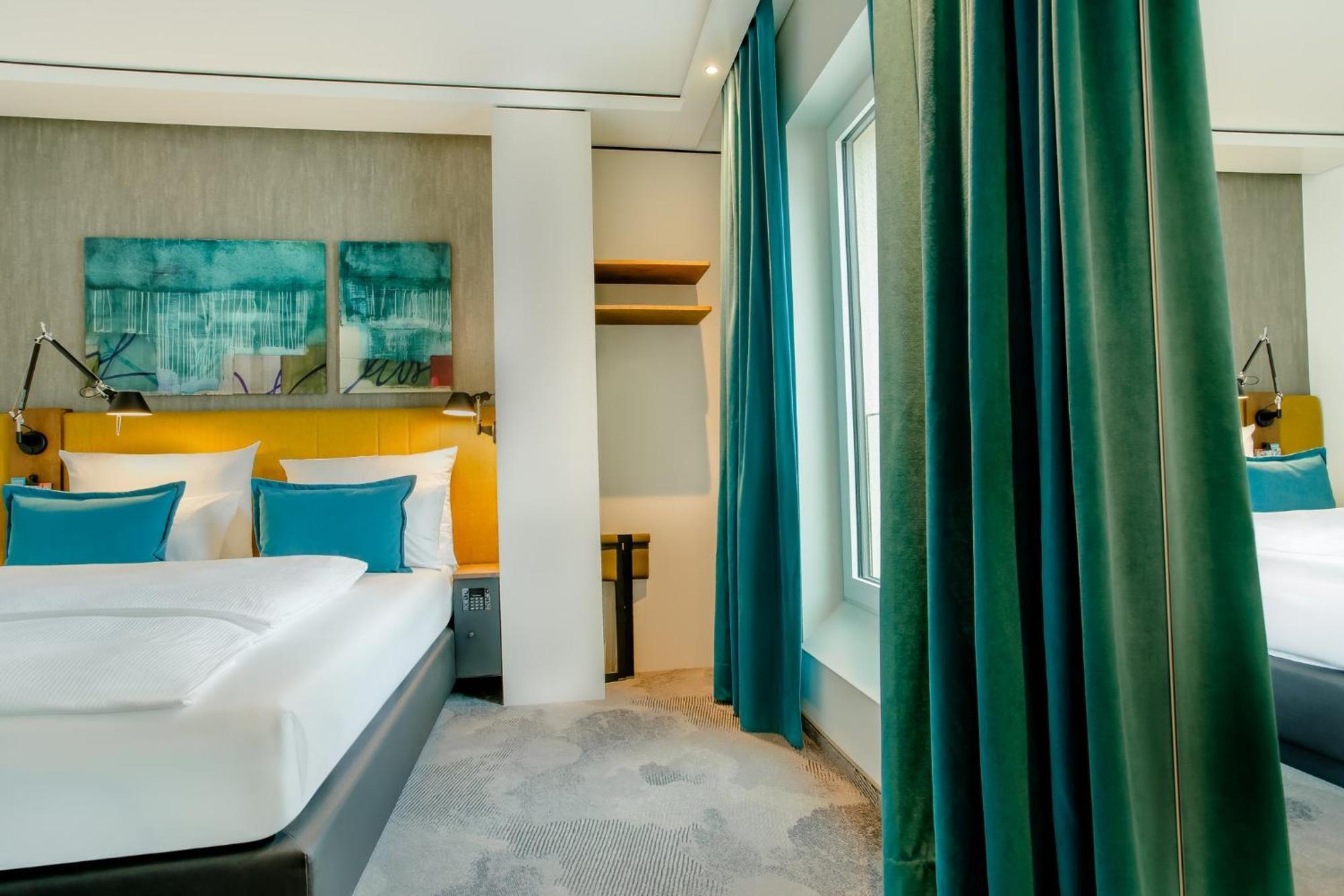 Motel One Wuerzburg Екстер'єр фото