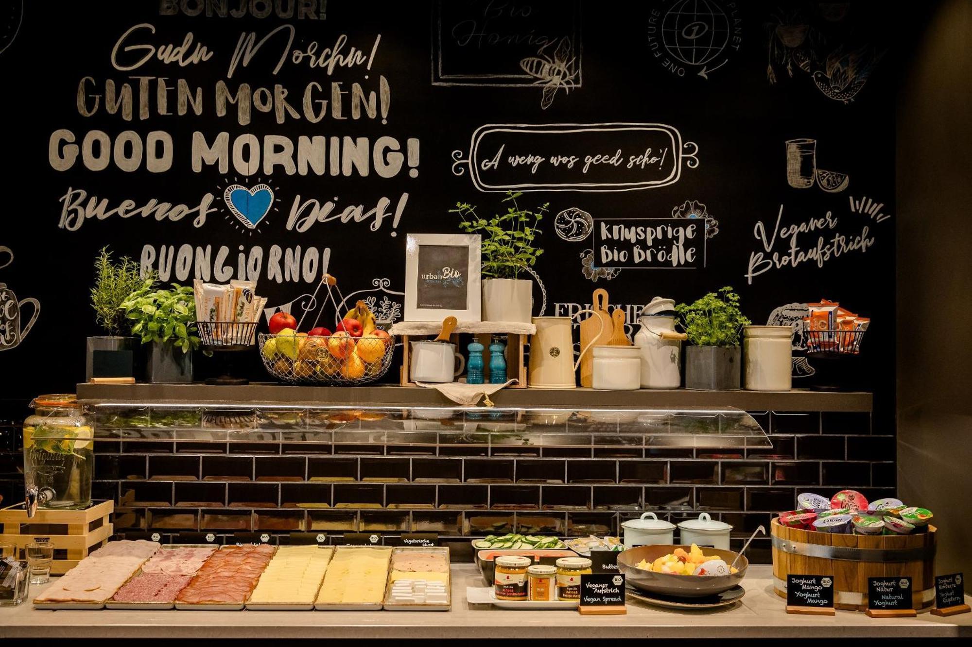 Motel One Wuerzburg Екстер'єр фото