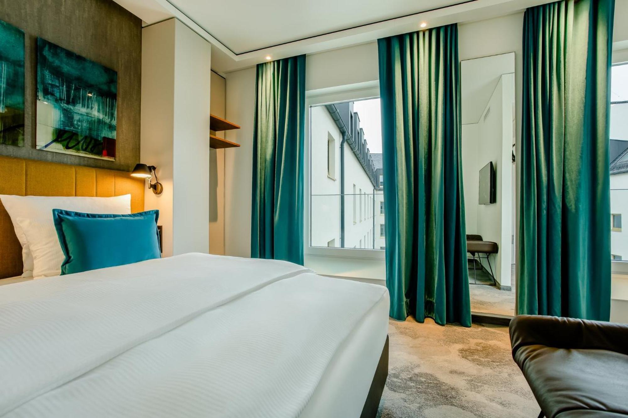 Motel One Wuerzburg Екстер'єр фото